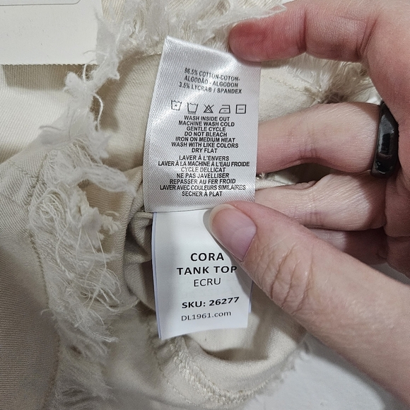 NWT! DL1961 Ruffle Fray Denim Crop Tank Top. Size Juniors Medium. - Picture 7 of 8